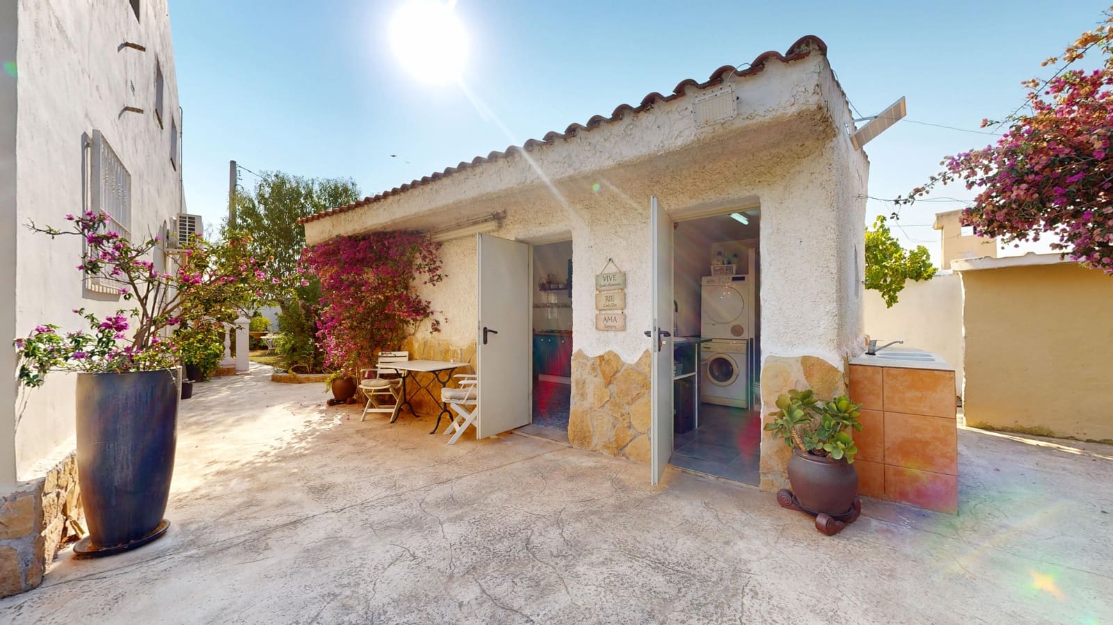 4 bedroom Villa for sale in Betera with pool garage - € 399,000 (Ref: 9849988)