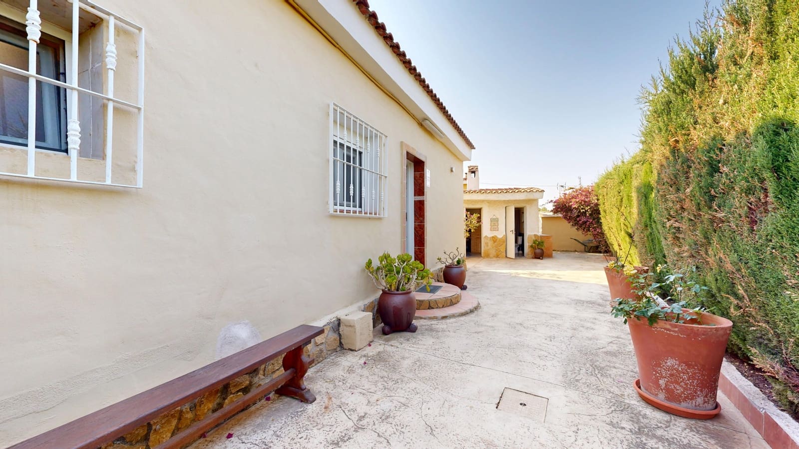 4 bedroom Villa for sale in Betera with pool garage - € 399,000 (Ref: 9849988)