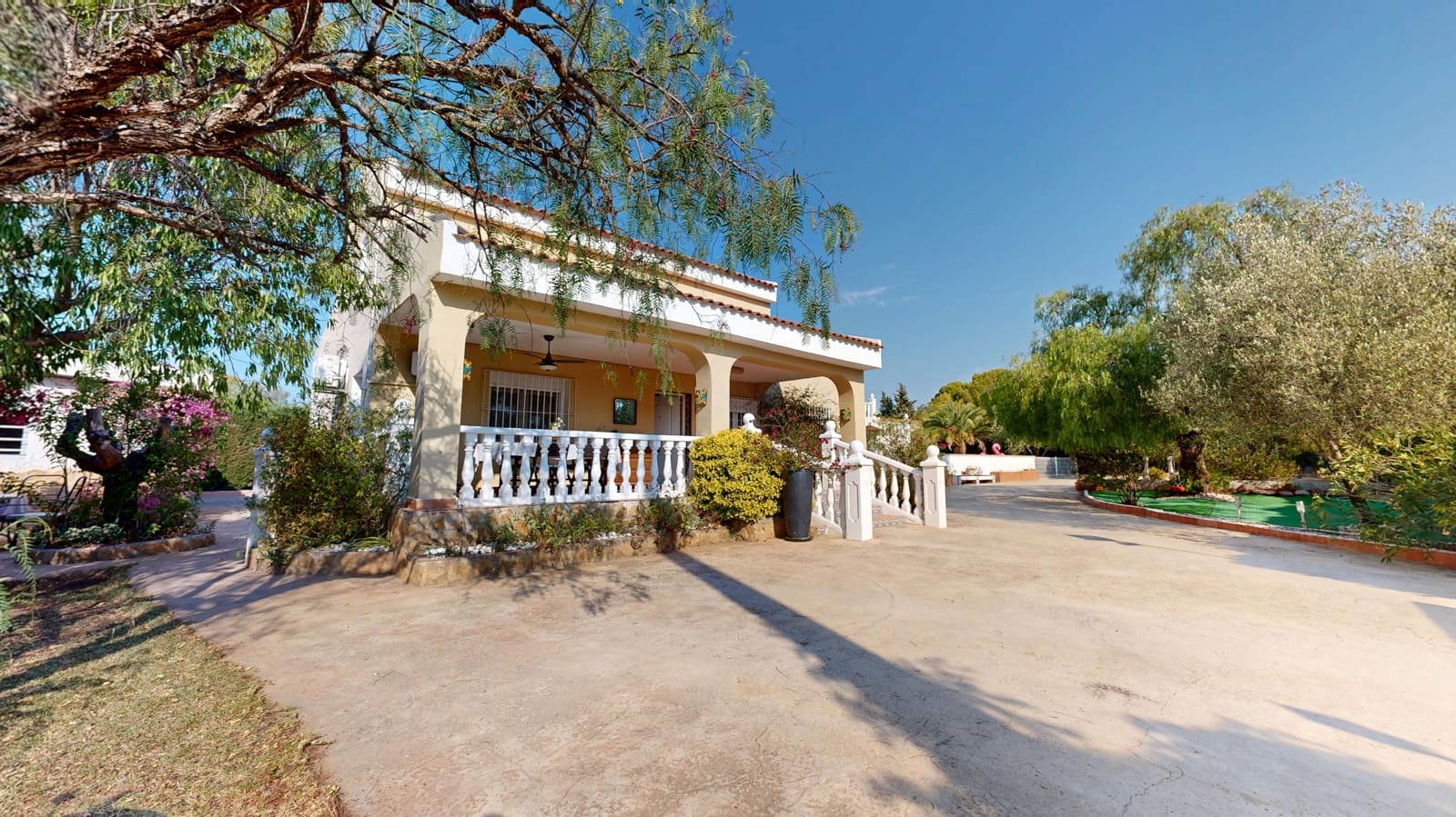 4 bedroom Villa for sale in Betera with pool garage - € 399,000 (Ref: 9849988)
