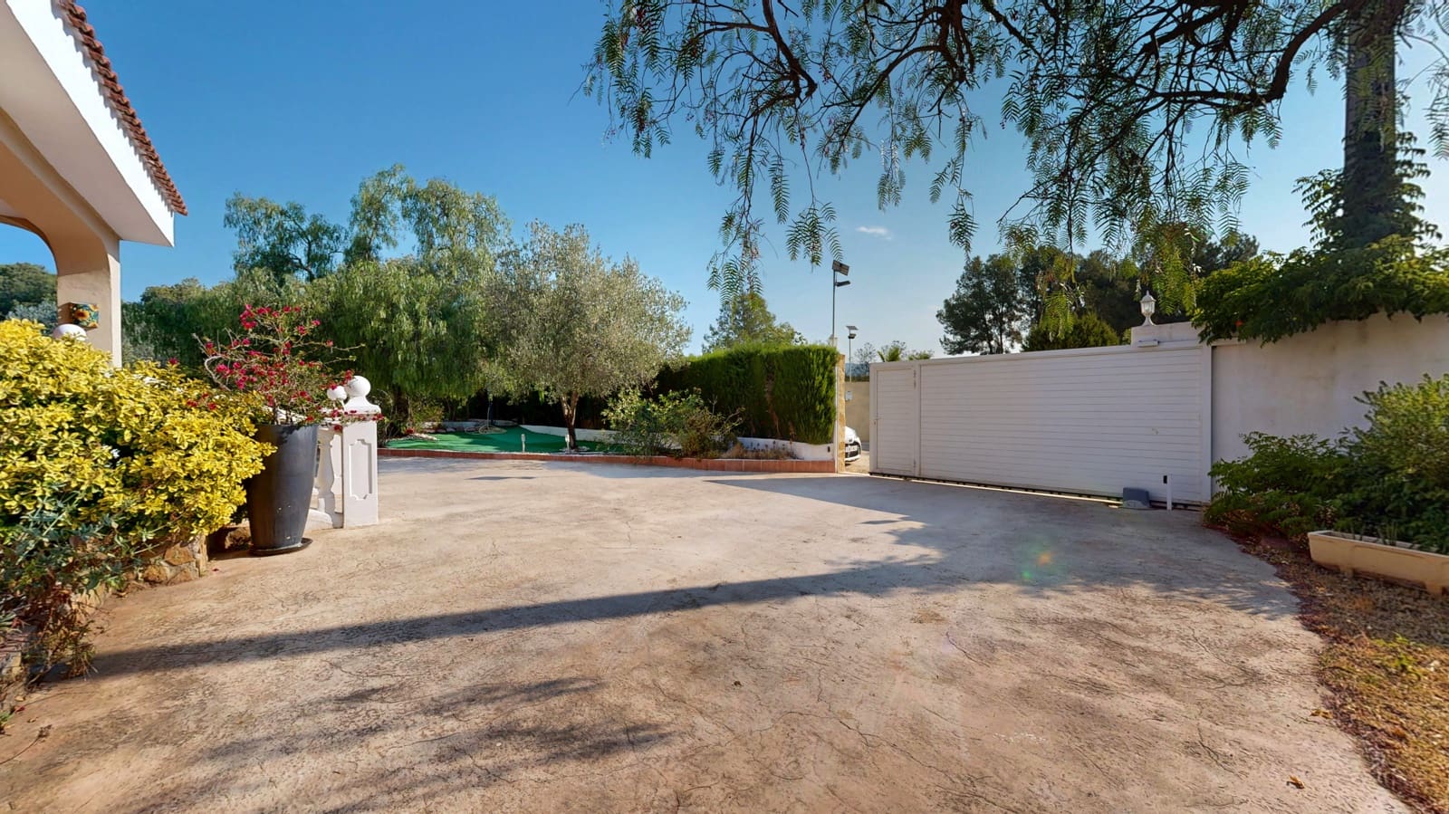 4 bedroom Villa for sale in Betera with pool garage - € 399,000 (Ref: 9849988)