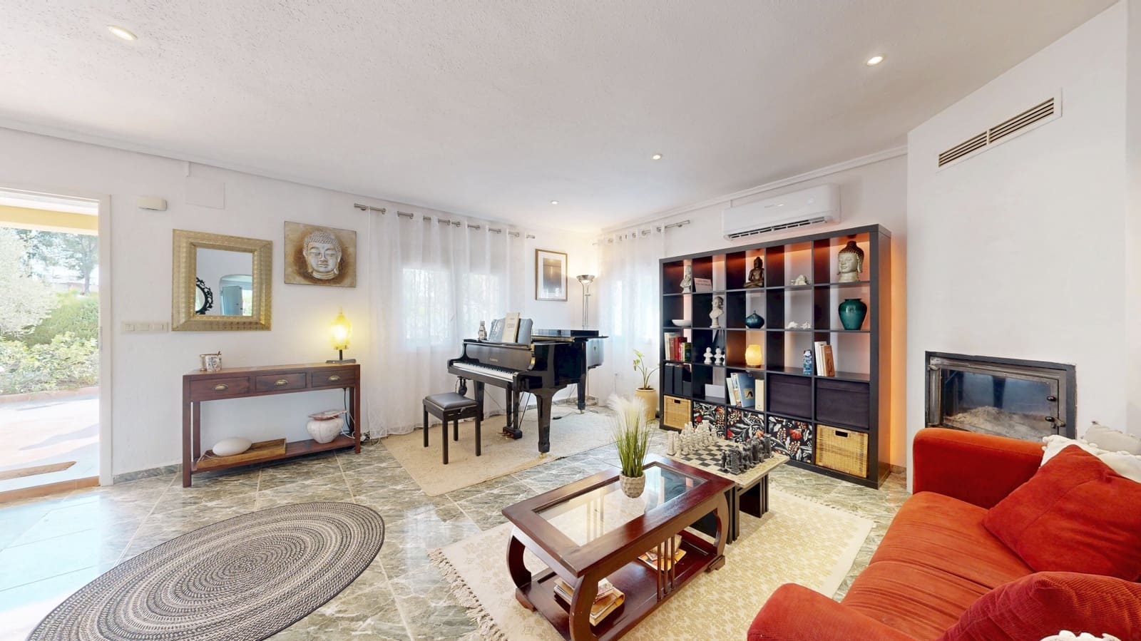 4 bedroom Villa for sale in Betera with pool garage - € 399,000 (Ref: 9849988)