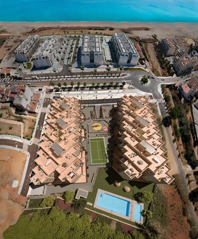 Apartamento de 2 habitaciones en Urbanización Santa Rosa, Torrox en venta con piscina garaje - 305.000 € (Ref: 10000262)