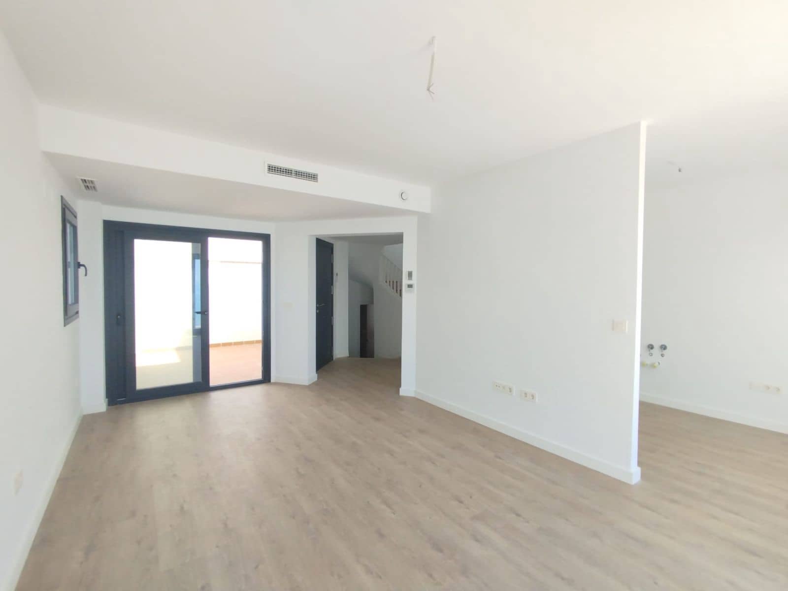 2 slaapkamer Huis te koop in Torrox met zwembad garage - € 346.000 (Ref: 10000264)