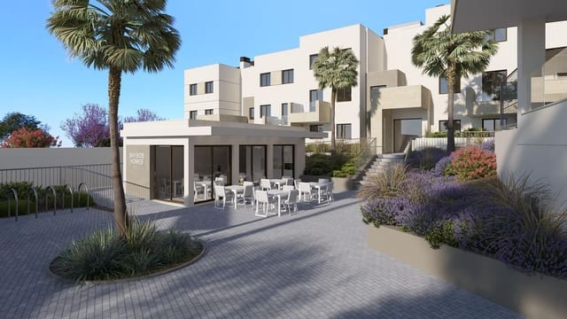 3 chambre Penthouse à vendre à Bahía Dorada, Estepona avec piscine - 739 000 € (Ref: 10000404)