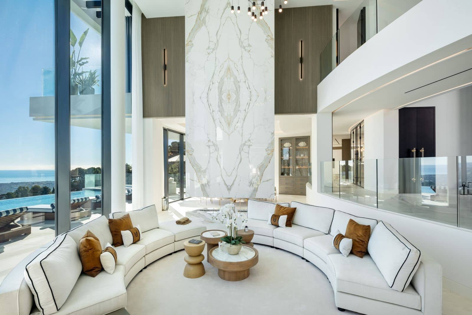 9 slaapkamer Villa te koop in Benahavis met zwembad garage - € 30.000.000 (Ref: 10003934)