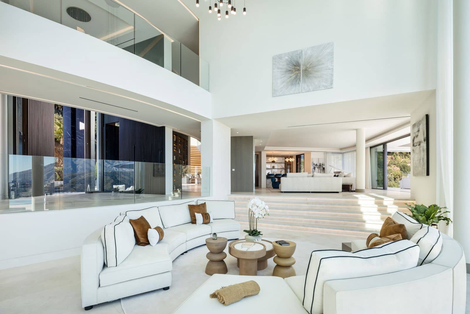9 slaapkamer Villa te koop in Benahavis met zwembad garage - € 30.000.000 (Ref: 10003934)