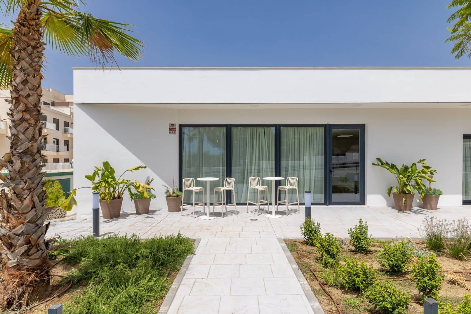 3 soveværelse Semi-Rækkehus til salg i La Cala de Mijas med swimmingpool garage - € 890.000 (Ref: 10003936)
