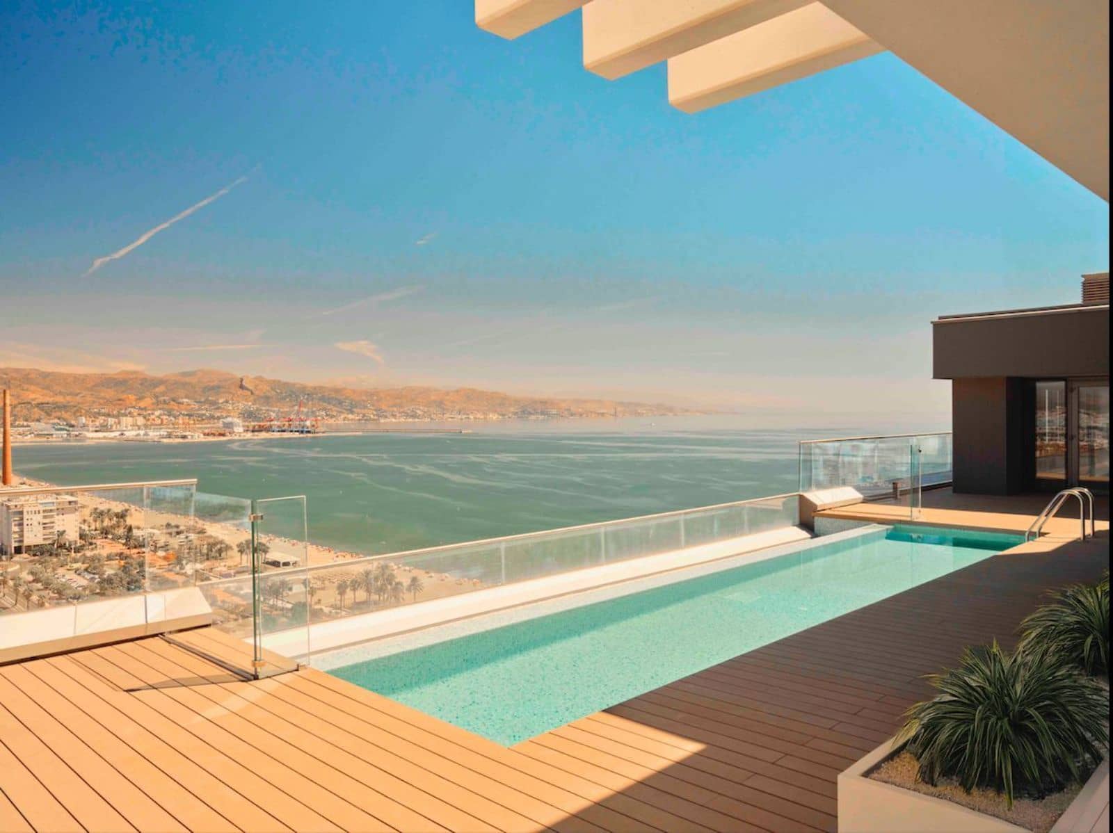 4 sovrum Takvåning till salu i Malaga stad med pool garage - 4 408 000 € (Ref: 10003947)