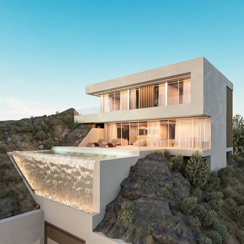 4 sovrum Villa till salu i Santangelo, Benalmádena med pool garage - 1 740 000 € (Ref: 10003954)