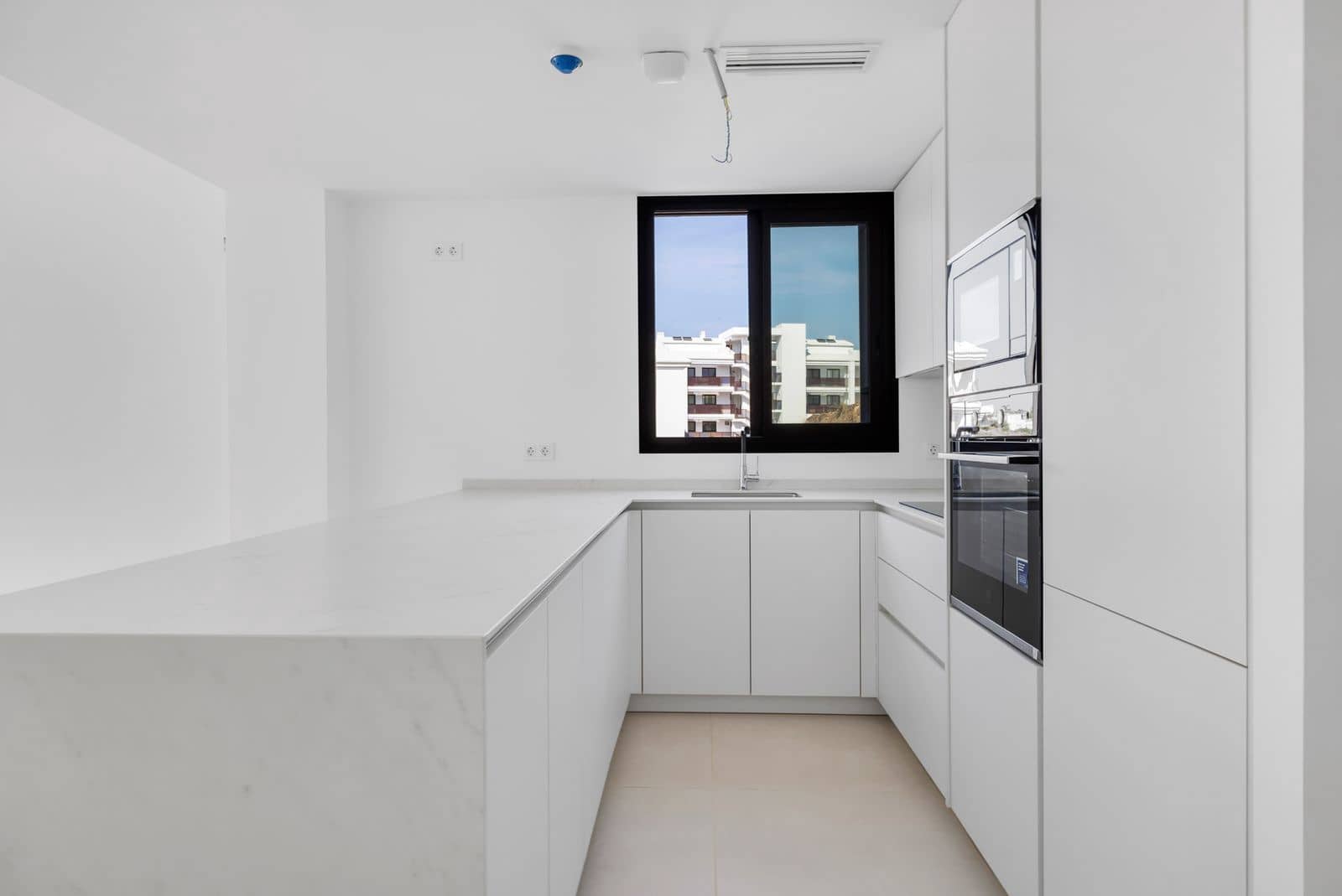 3 soveværelse Lejlighed til salg i Fuengirola med swimmingpool garage - € 595.000 (Ref: 10003959)
