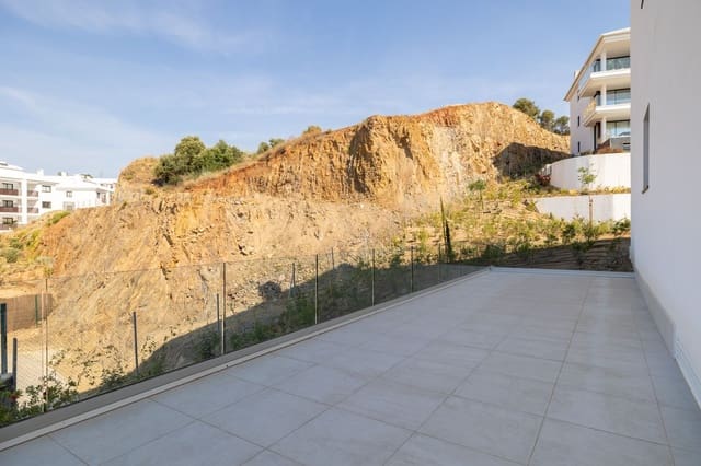 3 soveværelse Lejlighed til salg i El Higuerón, Fuengirola med swimmingpool garage - € 595.000 (Ref: 10003959)