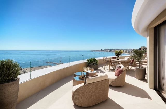 2 slaapkamer Appartement te koop in Las Gaviotas  - Carvajal, Fuengirola met zwembad garage - € 725.000 (Ref: 10003980)