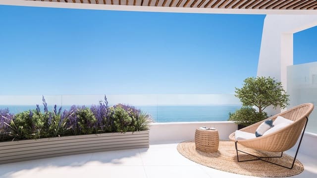 Ático de 2 habitaciones en Benalmadena Costa, Benalmádena en venta con piscina garaje - 998.000 € (Ref: 10004010)