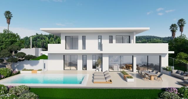 Chalet de 3 habitaciones en Buenas Noches, Estepona en venta con piscina garaje - 1.395.000 € (Ref: 10004033)