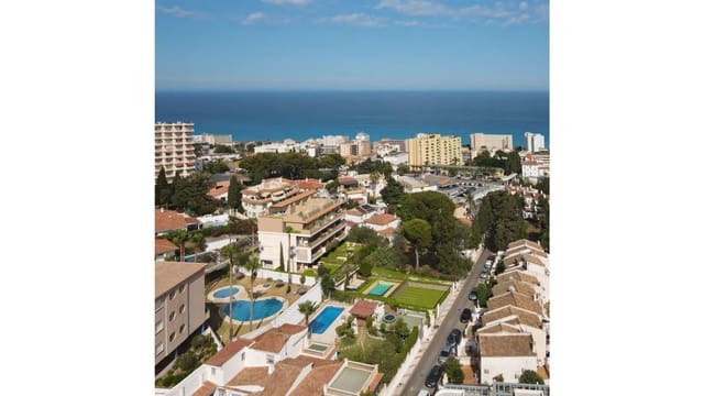 Ático de 2 habitaciones en Torremolinos en venta con piscina garaje - 428.000 € (Ref: 10004077)