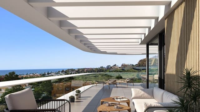 2 soveværelse Lejlighed til salg i Castillo de la Duquesa, Manilva med swimmingpool garage - € 381.800 (Ref: 10004084)