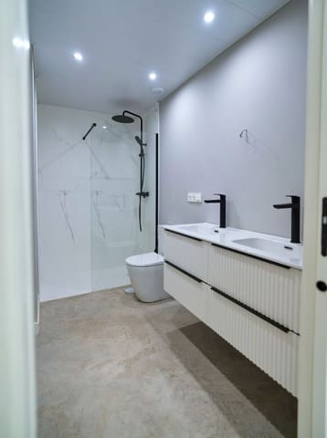 4 Zimmer Villa zu verkaufen in Alhaurín de la Torre mit Pool Garage - 890.000 € (Ref: 10004099)