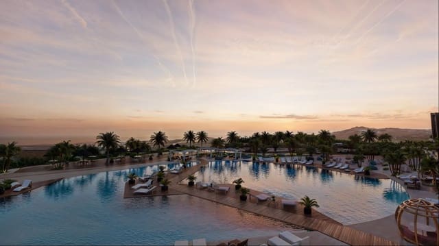 Apartamento de 2 habitaciones en Torrox Pueblo, Torrox en venta con piscina garaje - 289.000 € (Ref: 10005382)