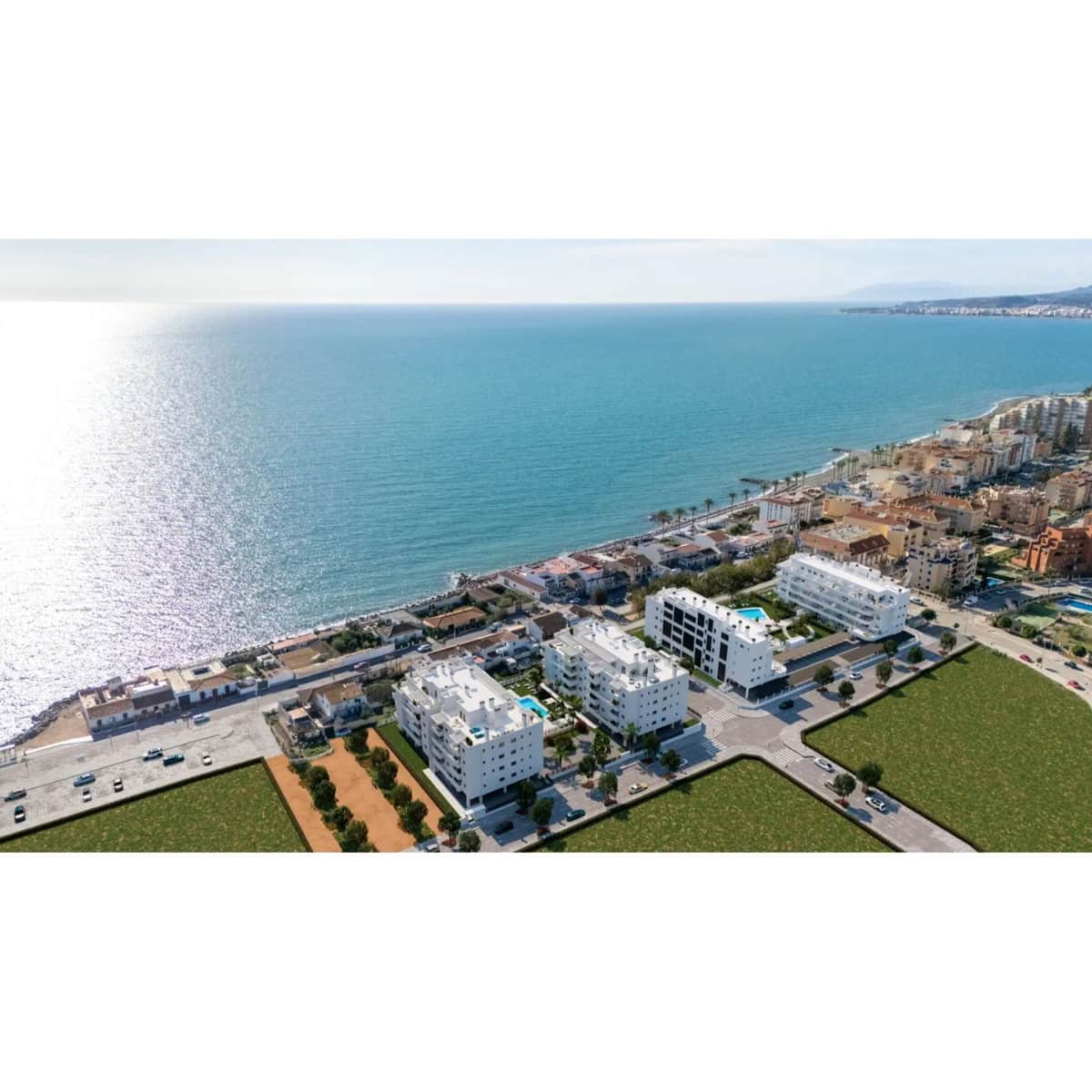 2 soveværelse Lejlighed til salg i Algarrobo Costa med swimmingpool garage - € 297.000 (Ref: 10005421)