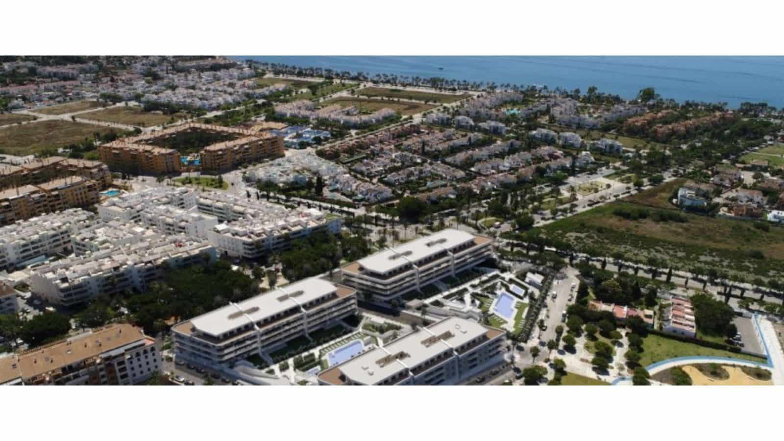 Ático de 4 habitaciones en Marbella en venta con piscina garaje - 1.460.000 € (Ref: 10005547)