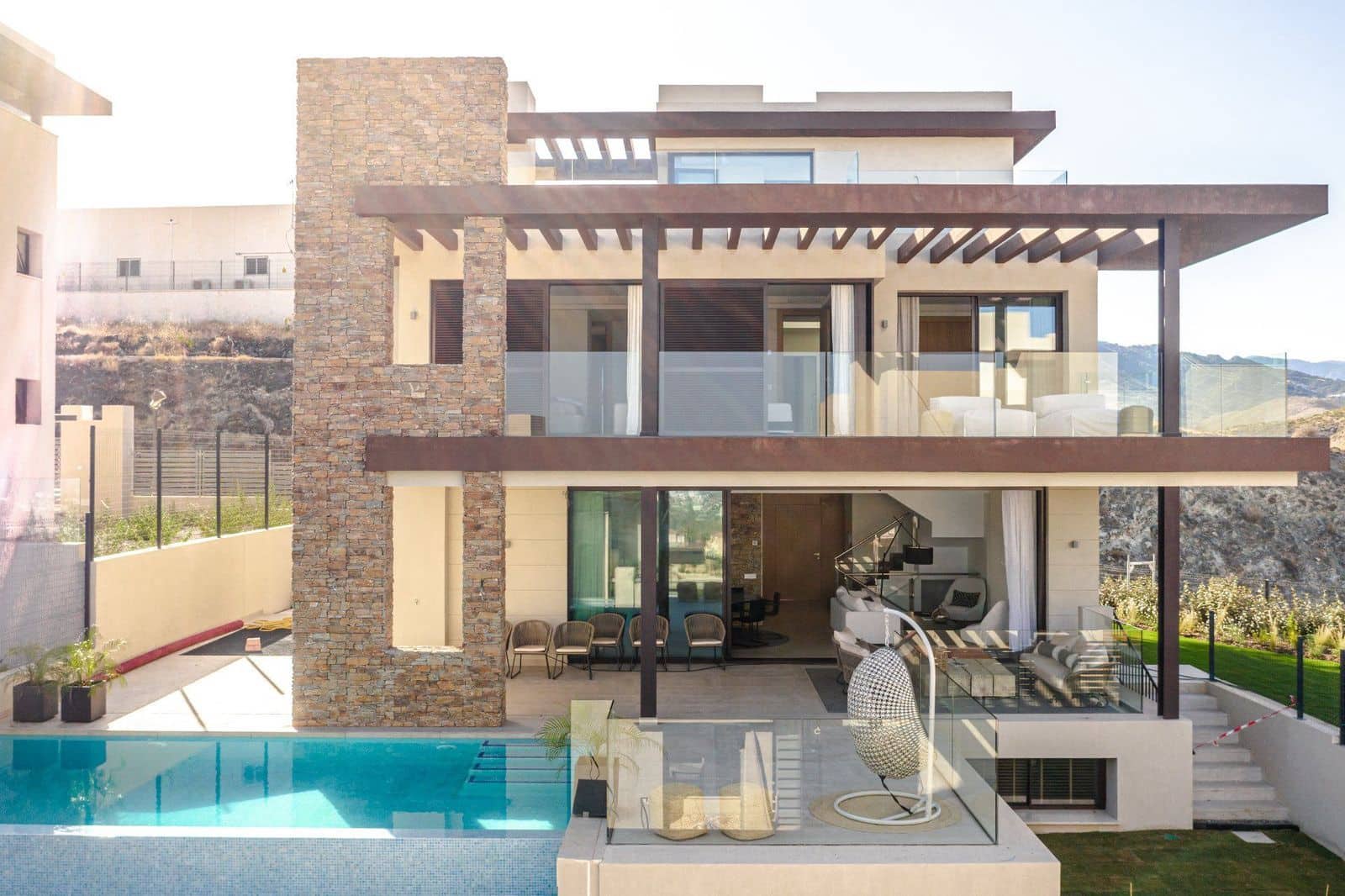 3 Zimmer Villa zu verkaufen in Benahavis mit Pool Garage - 1.890.000 € (Ref: 10006420)