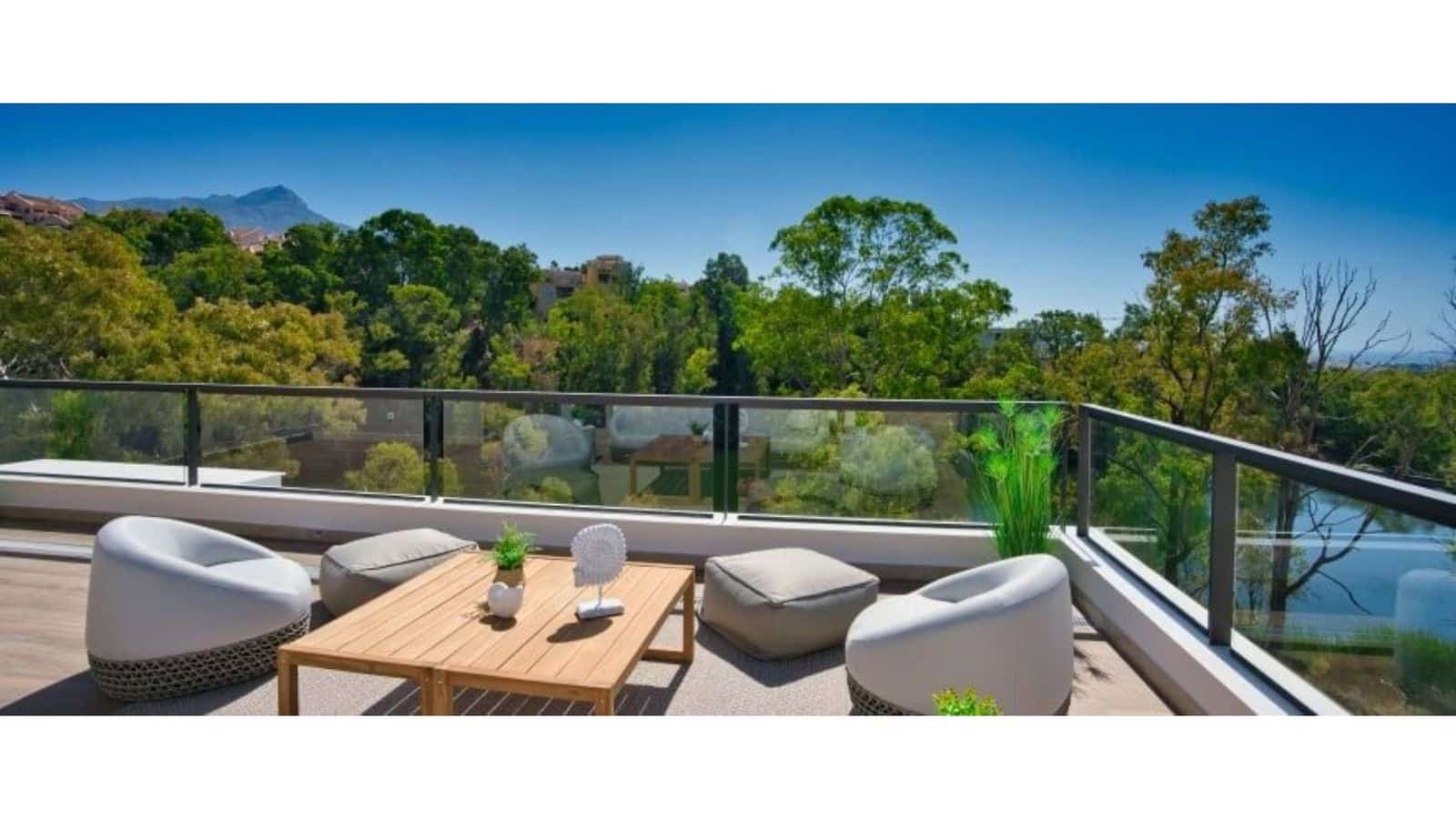 Apartamento de 2 habitaciones en Marbella en venta con piscina garaje - 700.000 € (Ref: 10006489)