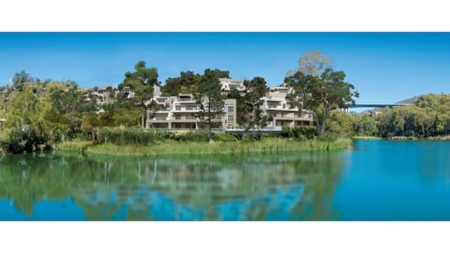 Apartamento de 2 habitaciones en Los Naranjos, Marbella en venta con piscina garaje - 700.000 € (Ref: 10006489)