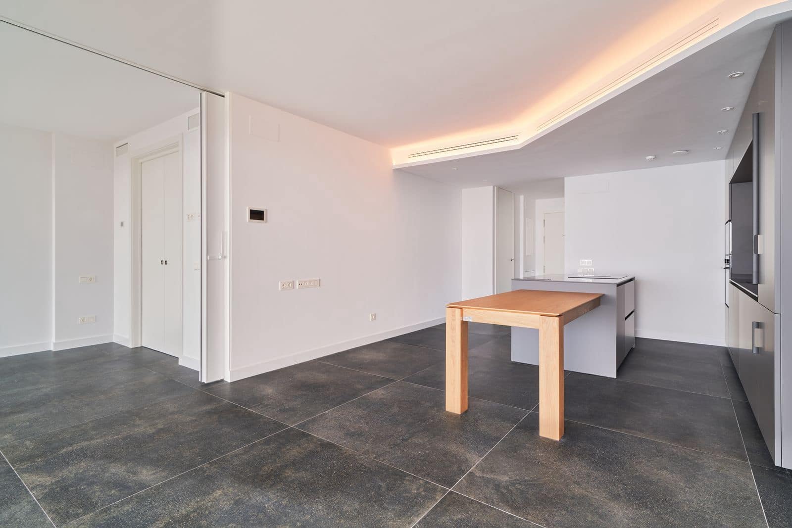 2 soverom Leilighet til salgs i Fuengirola med svømmebasseng garasje - € 995 000 (Ref: 10006497)