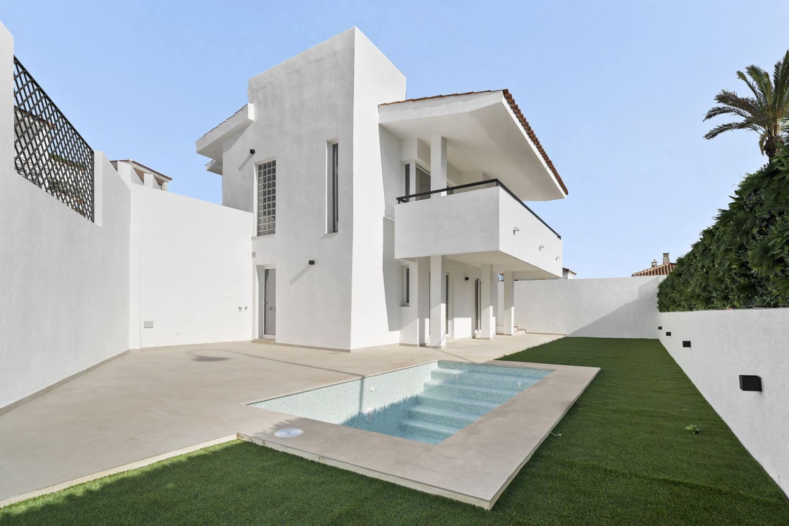 4 soveværelse Villa til salg i Mijas med swimmingpool garage - € 750.000 (Ref: 10007391)