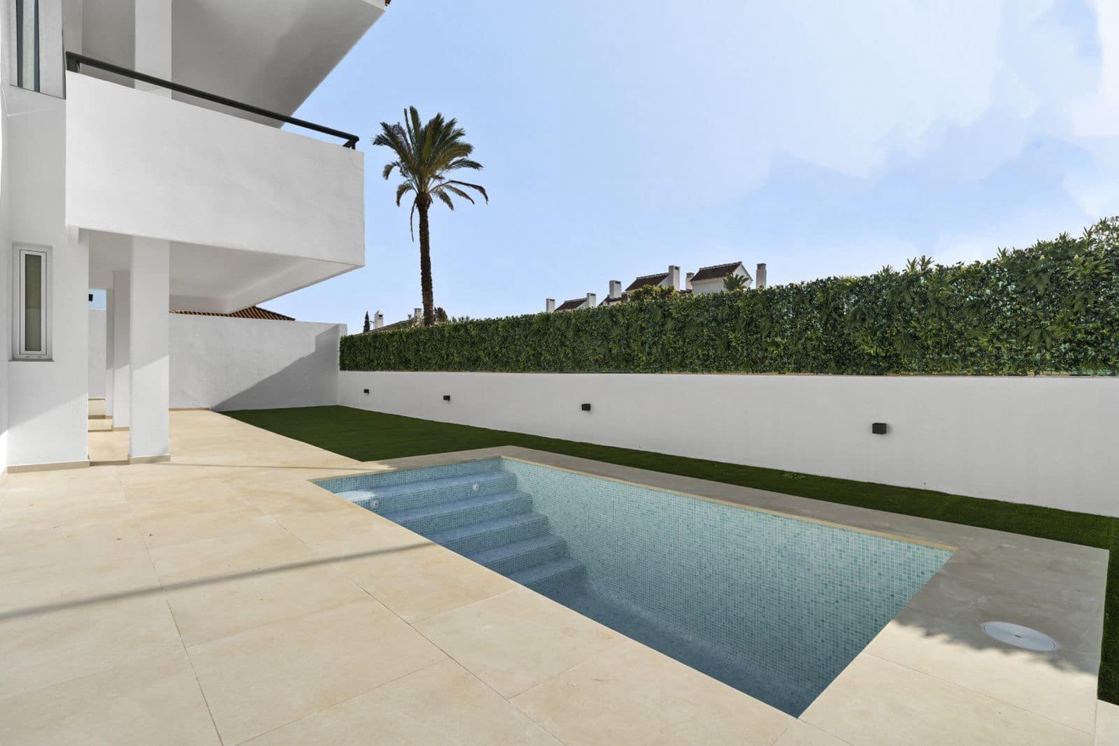 4 soveværelse Villa til salg i Mijas med swimmingpool garage - € 750.000 (Ref: 10007391)