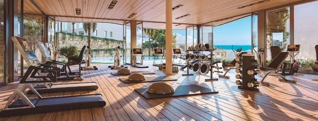 2 soveværelse Lejlighed til salg i El Higuerón, Fuengirola med swimmingpool garage - € 570.000 (Ref: 10007412)