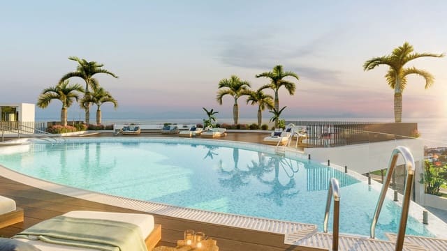 2 sypialnia Apartament na sprzedaż w Los Monteros, Marbella z basenem garażem - 499 000 € (Ref: 10007443)