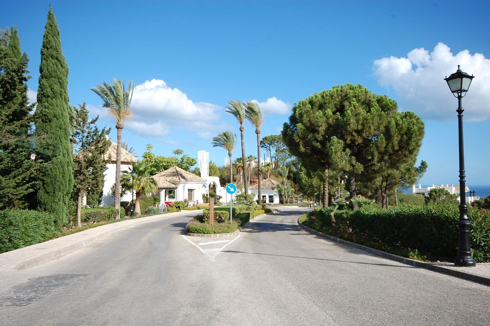 4 soveværelse Villa til salg i Benahavis med swimmingpool garage - € 3.250.000 (Ref: 10008904)