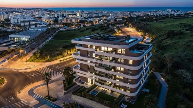3 soverom Leilighet til salgs i Zona Calvario, Estepona med svømmebasseng garasje - € 513 000 (Ref: 10008926)