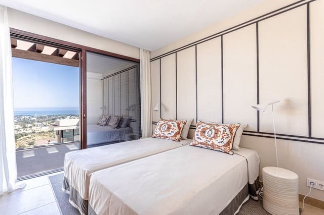 Chalet de 3 habitaciones en El Paraíso, Benahavís en venta con piscina garaje - 1.890.000 € (Ref: 10011233)