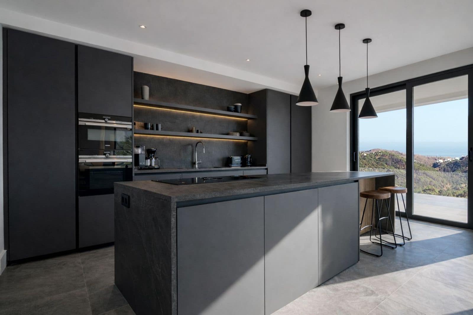 4 soveværelse Villa til salg i Benahavis med swimmingpool garage - € 3.250.000 (Ref: 10015321)