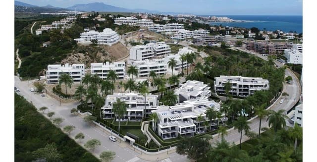 2 soverom Leilighet til salgs i Guadalobón, Estepona med svømmebasseng garasje - € 495 000 (Ref: 10015426)