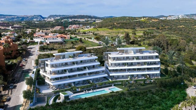 2 slaapkamer Appartement te koop in Buenas Noches, Estepona met zwembad garage - € 644.000 (Ref: 10015476)