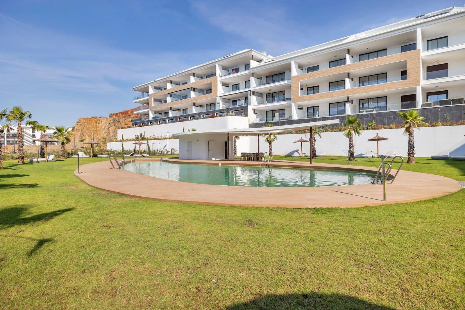 3 slaapkamer Appartement te koop in Fuengirola met zwembad garage - € 595.000 (Ref: 10018395)