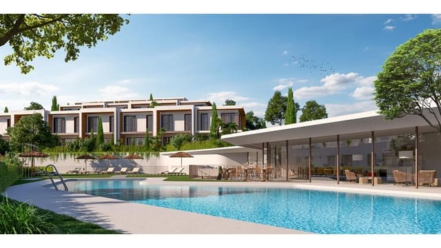 3 soverom Kjedet enebolig til salgs i La Cala de Mijas, Mijas med svømmebasseng garasje - € 676 000 (Ref: 10018537)
