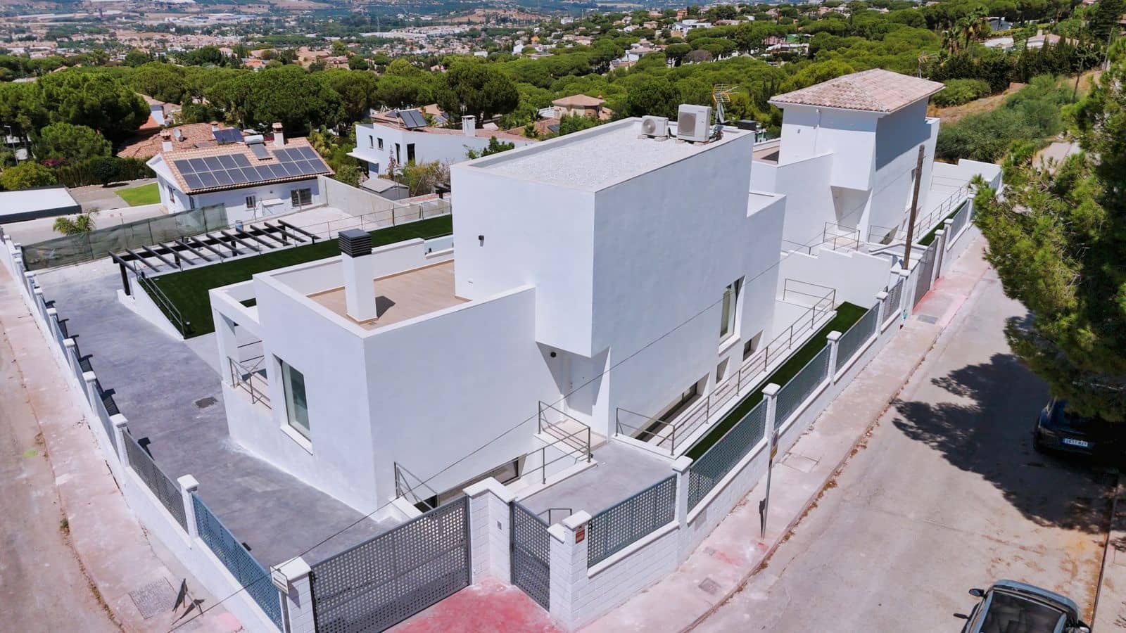 4 slaapkamer Villa te koop in Alhaurin de la Torre met zwembad garage - € 890.000 (Ref: 10024029)