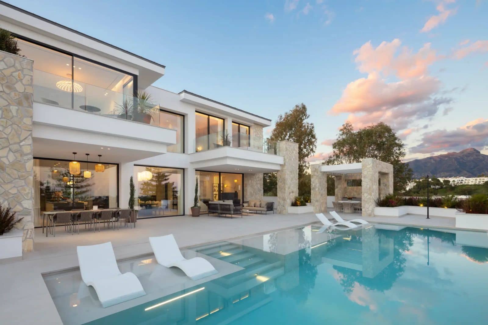 5 sovrum Villa till salu i Benahavis med pool garage - 4 995 000 € (Ref: 10025430)