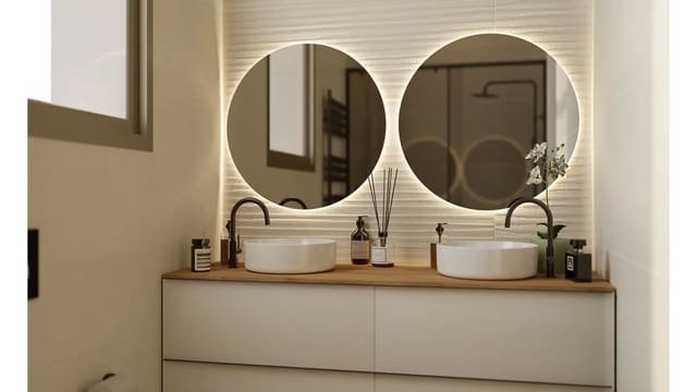 Apartamento de 3 habitaciones en Zona Calvario, Estepona en venta con piscina garaje - 599.500 € (Ref: 10025589)