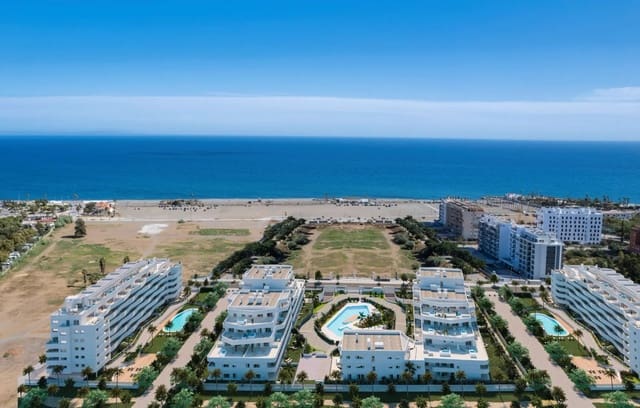 2 Zimmer Apartment zu verkaufen in Torre del Mar, Vélez-Málaga mit Pool Garage - 378.000 € (Ref: 10038752)