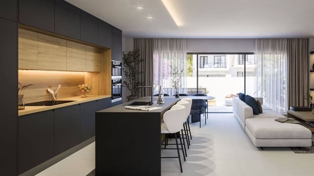 3 quarto Casa em Banda para venda em Cancelada, Estepona com piscina garagem - 1 040 000 € (Ref: 10038799)