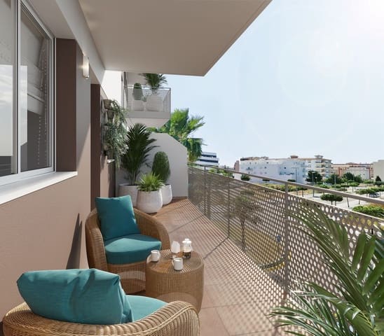 Apartamento de 2 habitaciones en Vélez-Málaga en venta con piscina garaje - 269.950 € (Ref: 10038897)