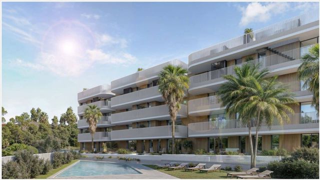 2 camera da letto Attico in vendita in Zona Calvario, Estepona con piscina garage - 390.000 € (Rif: 10119817)