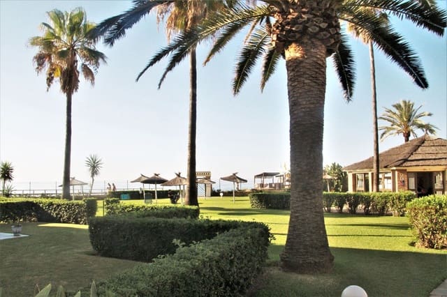 2 soveværelse Lejlighed til salg i La Cala de Mijas, Mijas med swimmingpool - € 549.000 (Ref: 8546204)