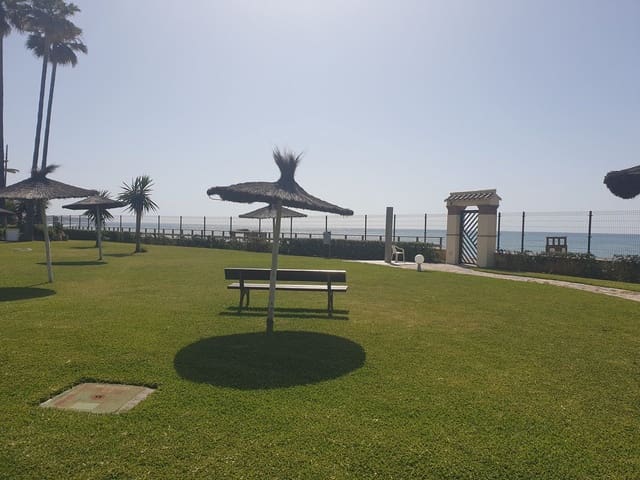 2 soveværelse Lejlighed til salg i La Cala de Mijas, Mijas med swimmingpool - € 549.000 (Ref: 8546204)