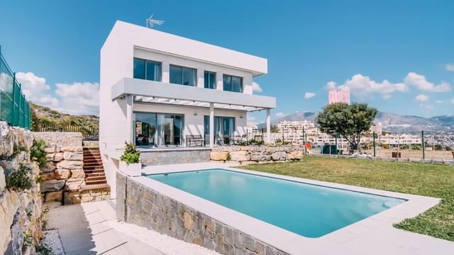 3 slaapkamer Villa te koop in Hipódromo - Cerrado del Águila, Mijas met zwembad garage - € 850.000 (Ref: 9427103)